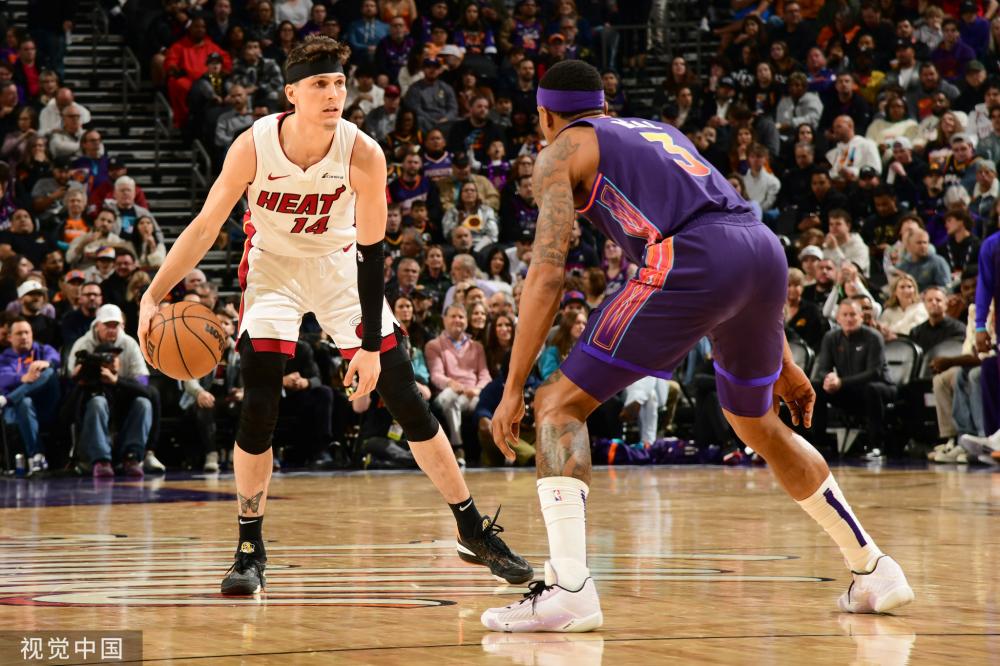 在客场面对 在客场面对